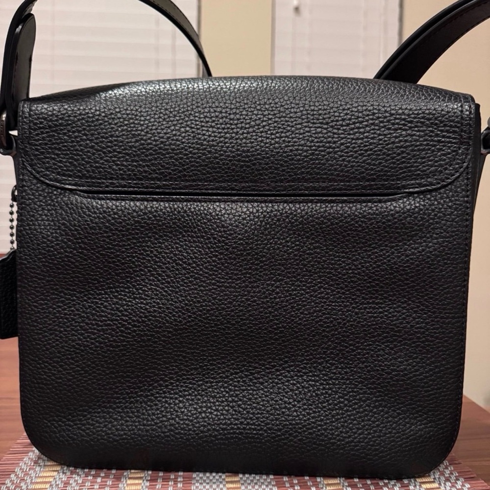 UEC Coach Gotham Pebbled Black Leather Messenger Bag - Picture 2 of 7
